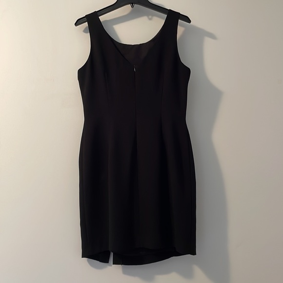 Joseph Ribcoff Little Black Dress - Picture 2 of 3